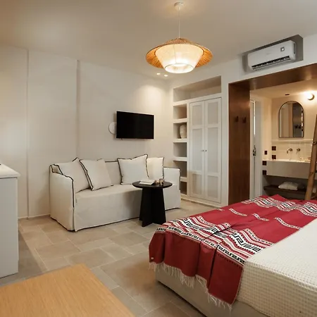 Phoenicia Nature Naxos Kastrákion