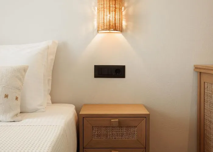 Phoenicia Nature Naxos